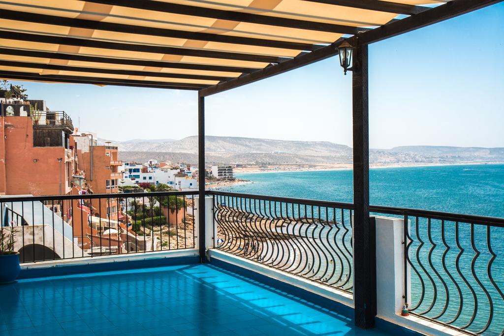 Dfrost Almugar Surf And Yoga Hostel Taghazout Exterior photo